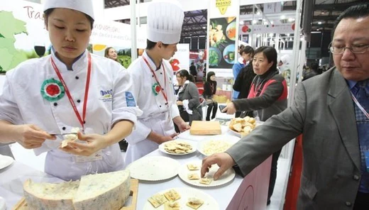 L'art de la découpe du fromage en France