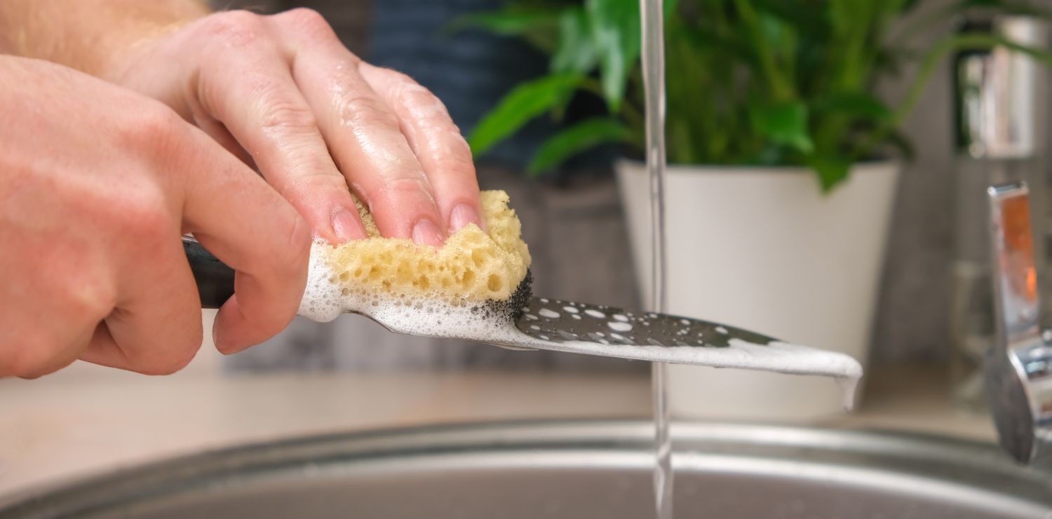 Entretenir et laver ses couteaux de cuisine japonais